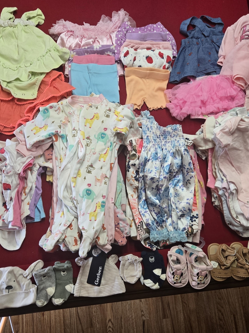 ENTIRE LOT, 0-3month old girls clothes